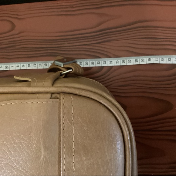 Small Dionite travel bag - Picture 10 of 11